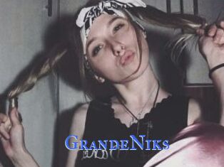 GrandeNiks