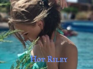 Hot_Riley