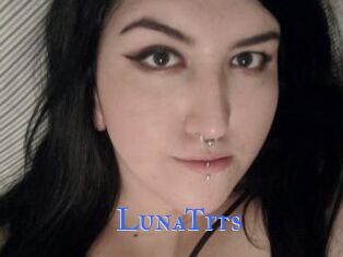 LunaTits