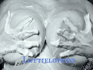 Lottielovexxx