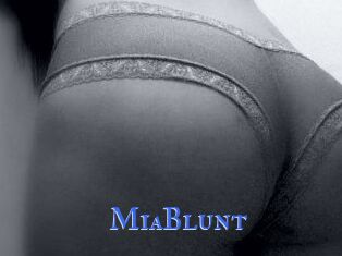 MiaBlunt
