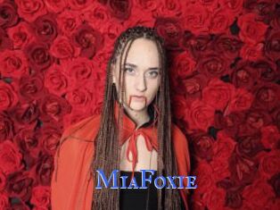 MiaFoxie