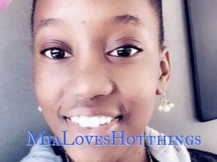 MiaLovesHotthings