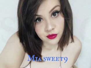 Mia_sweet9