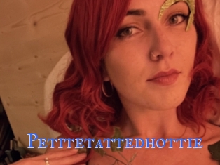 Petitetattedhottie