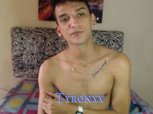 Tyronxx